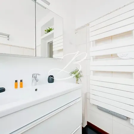 Apartment Le Felix Faure - Palais Centre Cannes